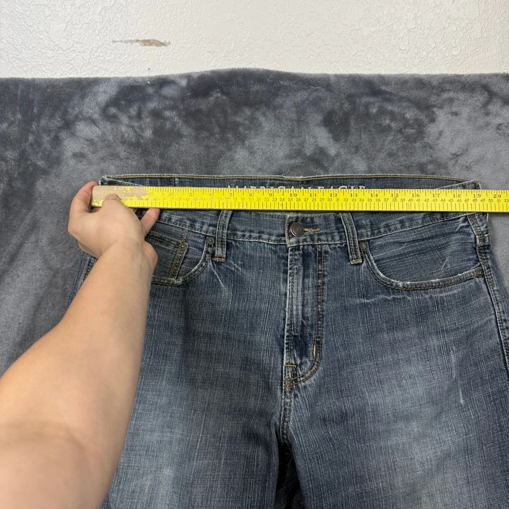 American Eagle Relaxed Jeans Mens 36x32 Blue Good Distressed Straight Leg Denim
